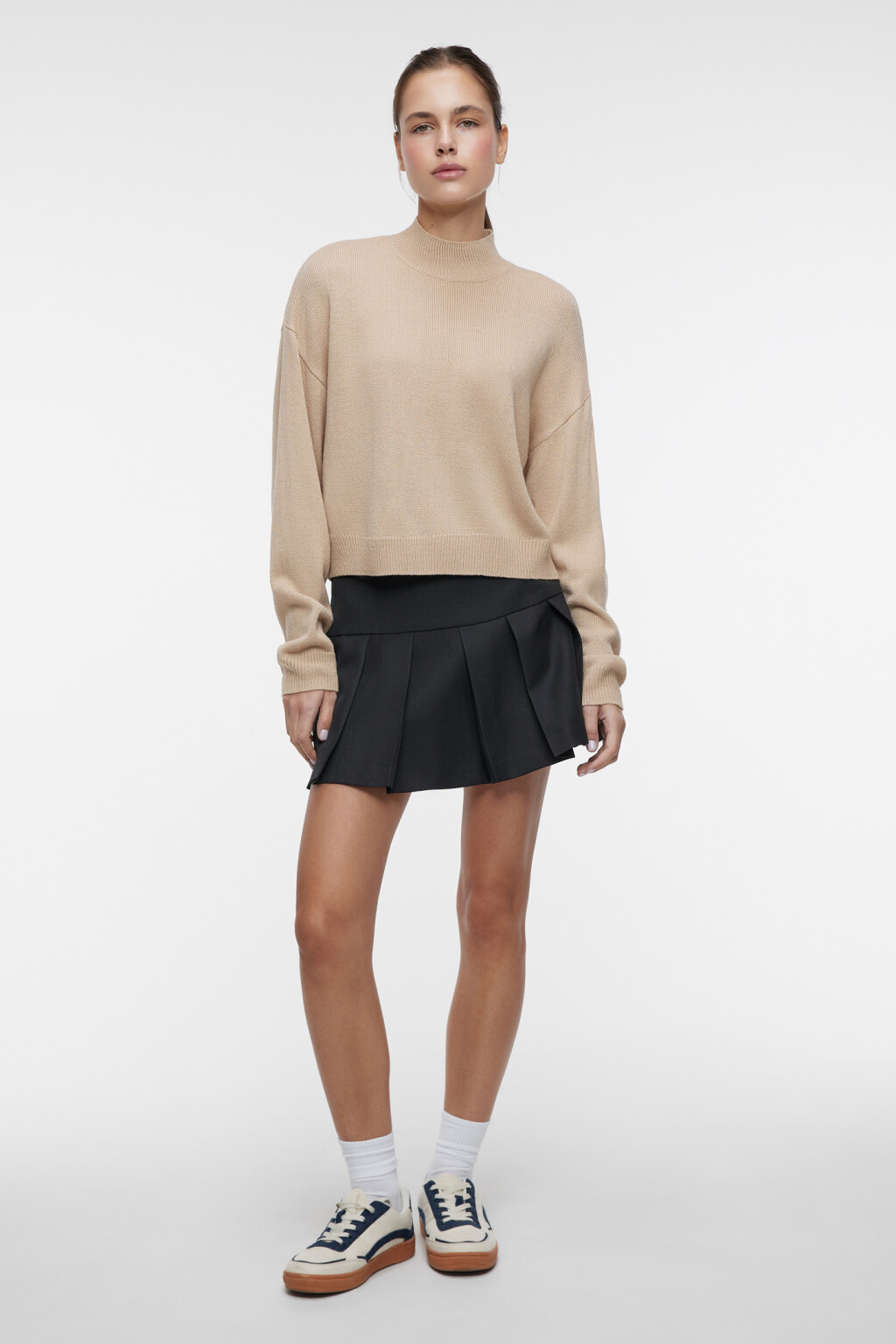 Свитер с горлом вязаный свободного кроя - цвет бежевый - 4