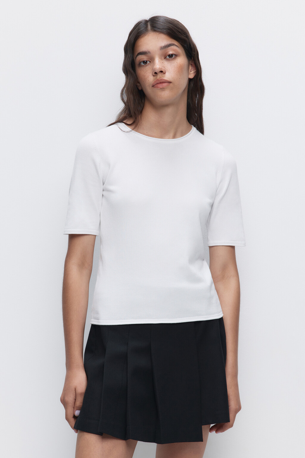 Джемпер вискозный облегающий с короткими рукавами - цвет белый - 1