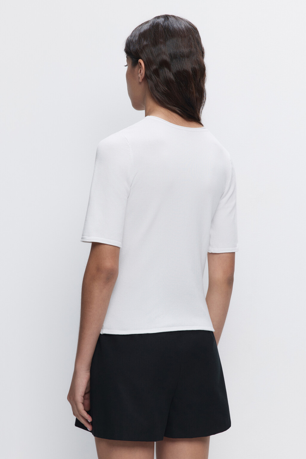 Джемпер вискозный облегающий с короткими рукавами - цвет белый - 3