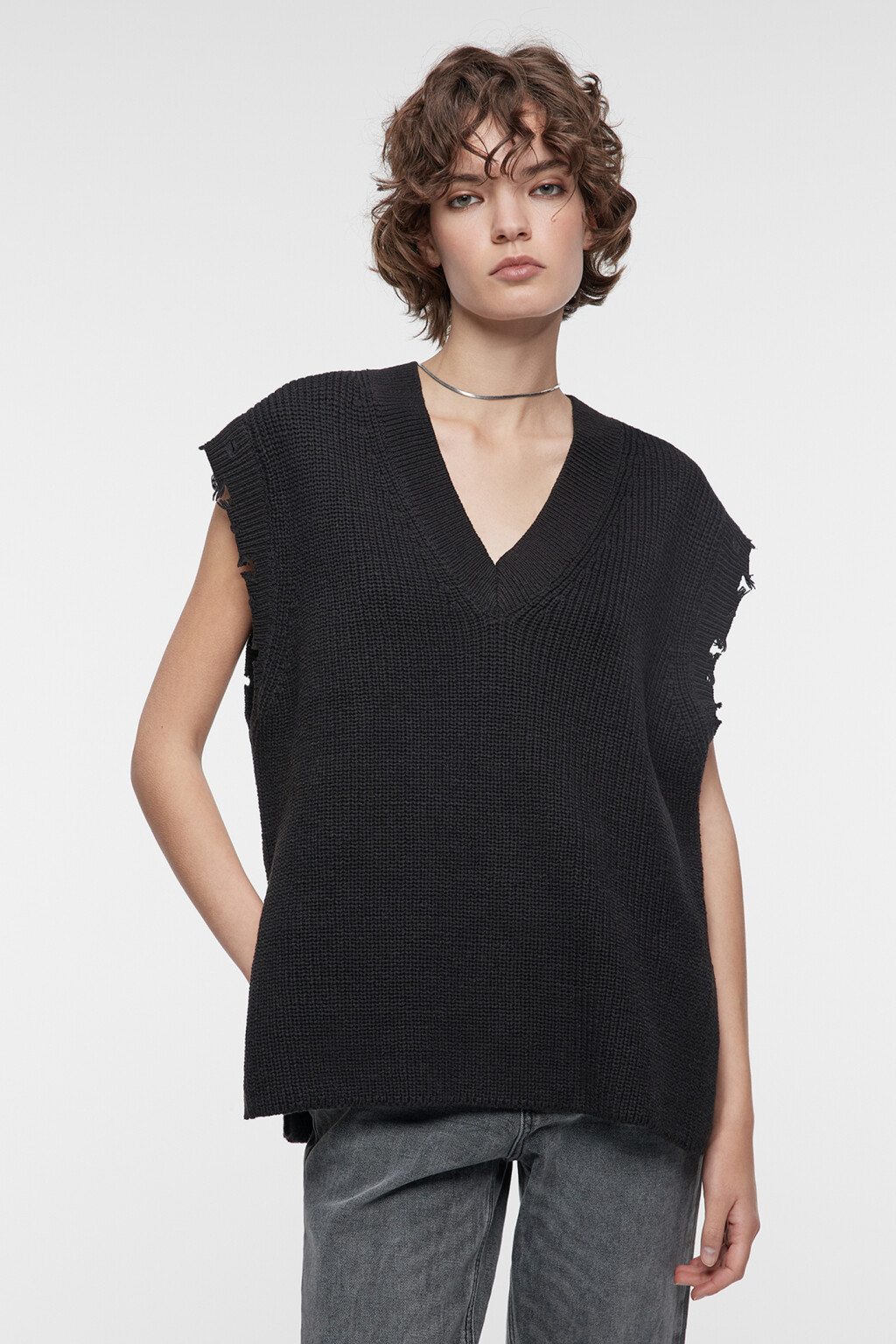 Жилет oversize вязаный хлопковый с рваными краями - цвет черный - 2