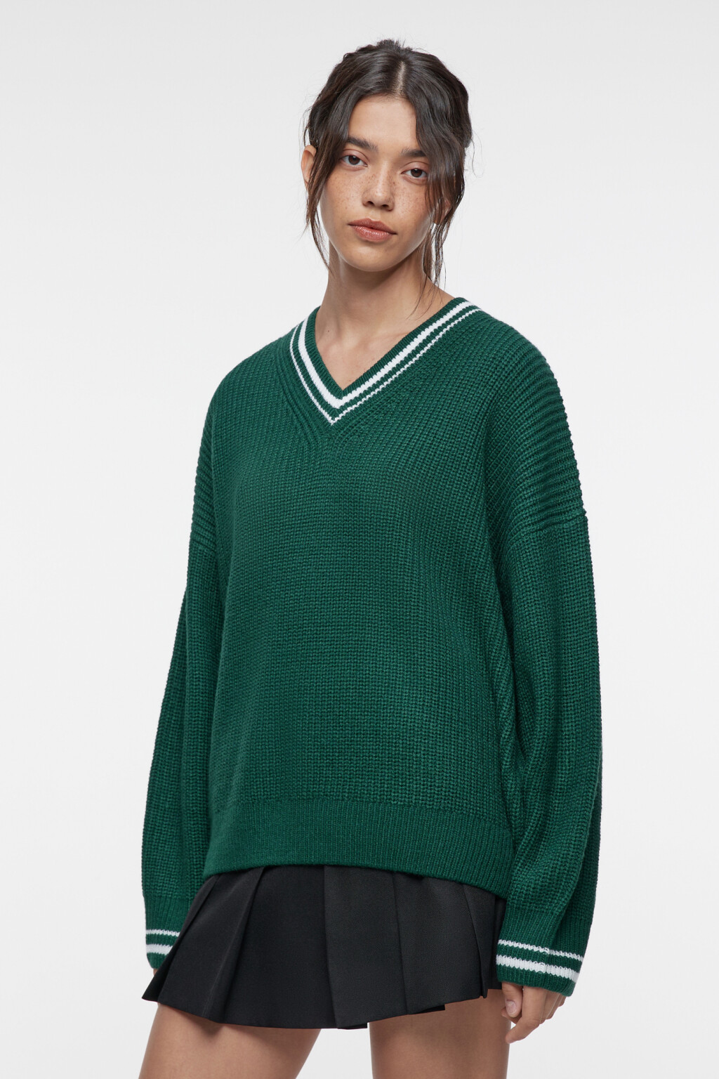 Джемпер oversize толстой вязки с контрастными полосками - цвет зеленый - 3