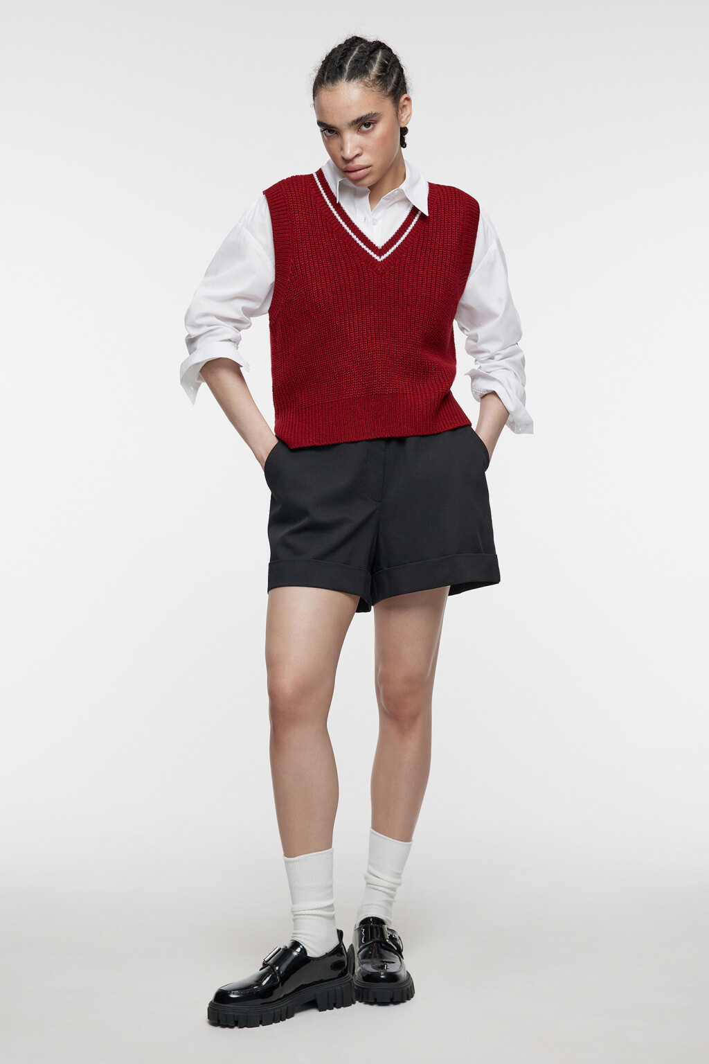Жилет толстой вязки короткий с V-образным вырезом - цвет красный - 1