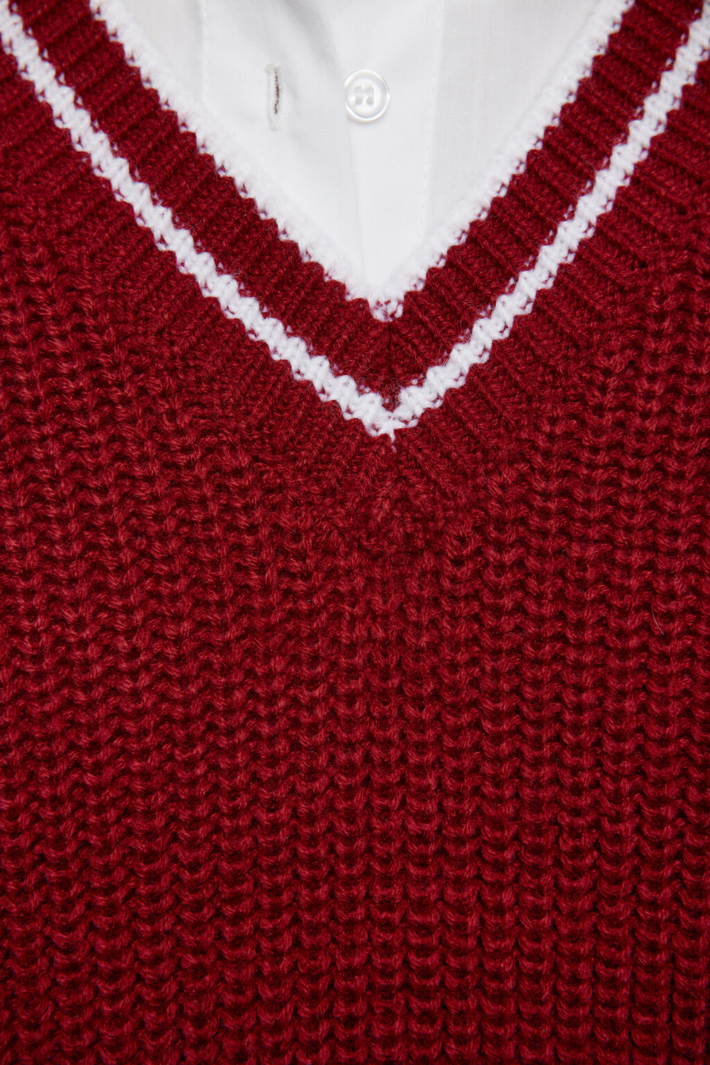 Жилет толстой вязки короткий с V-образным вырезом - цвет красный - 5