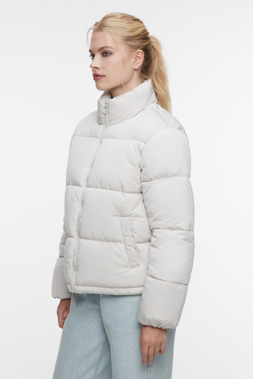 Куртка стеганая короткая с воротником-стойкой - цвет молочный - 3