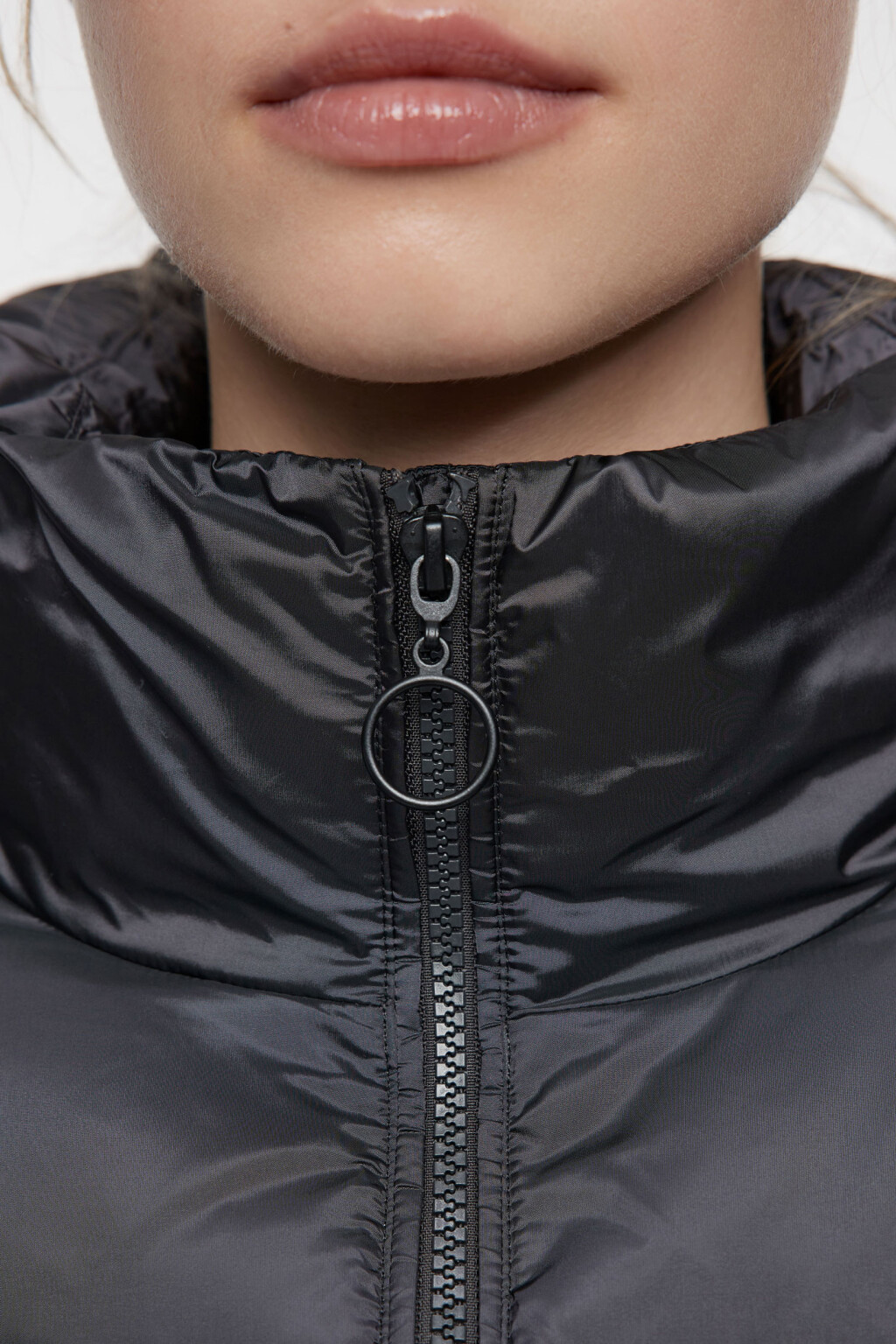 Куртка стеганая короткая с воротником-стойкой - цвет черный - 5