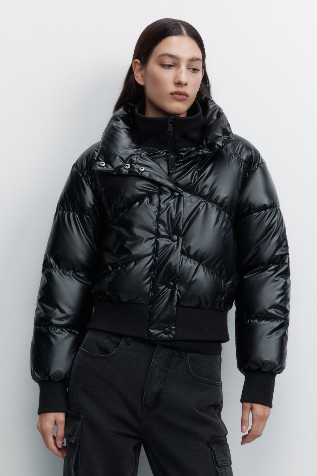 Куртка стеганая укороченная с двойным воротником - цвет черный - 2