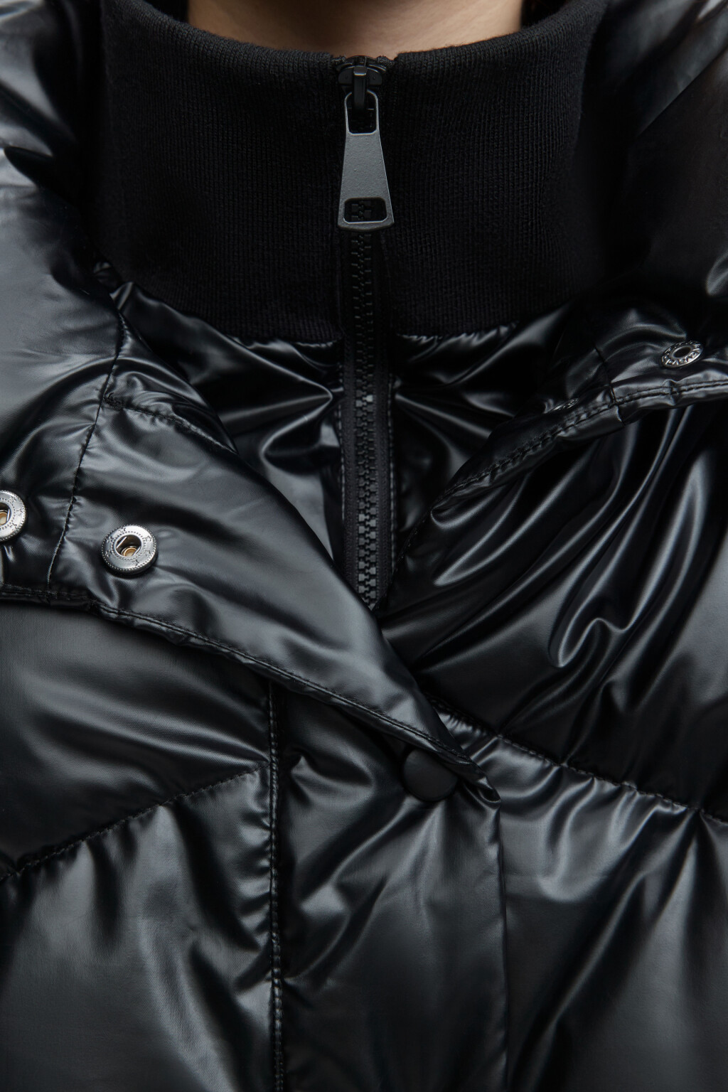 Куртка стеганая укороченная с двойным воротником - цвет черный - 5