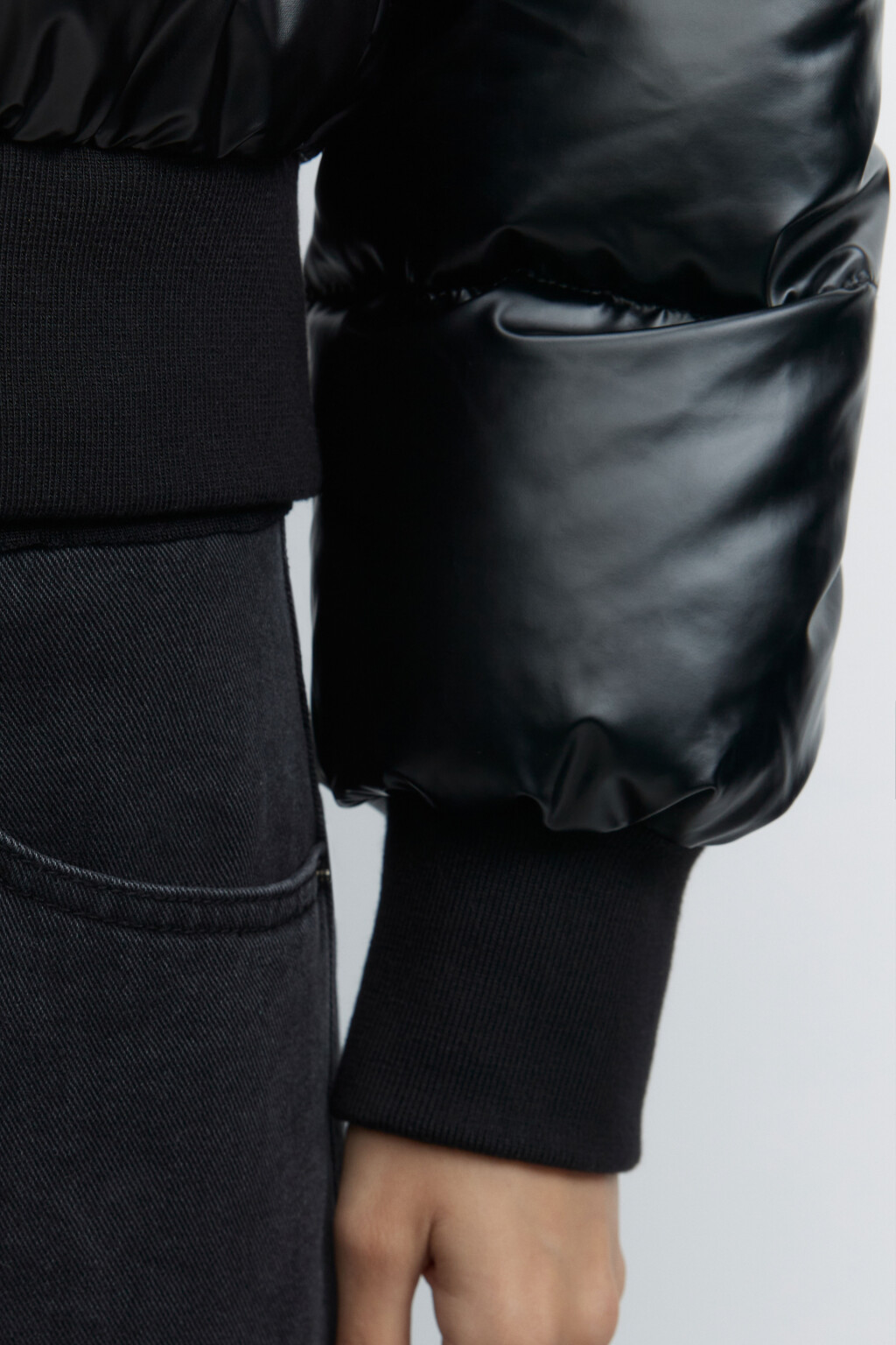 Куртка стеганая укороченная с двойным воротником - цвет черный - 6