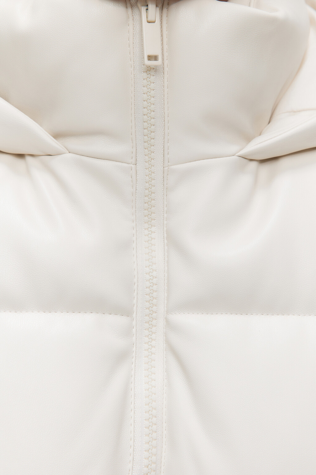 Жилет стеганый с капюшоном - цвет бежевый - 5