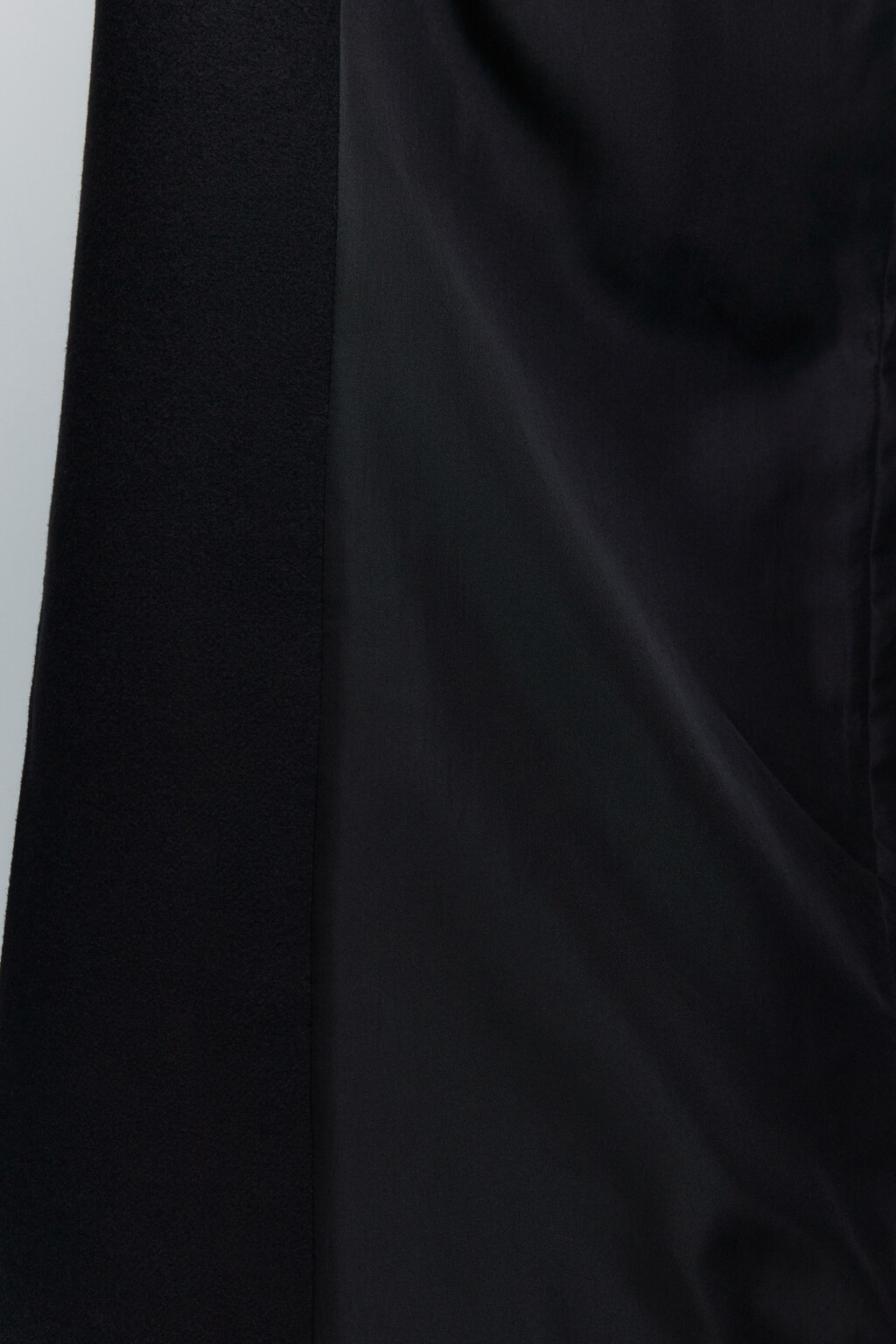 Пальто двубортное драповое с рукавами бомбера - цвет черный - 6