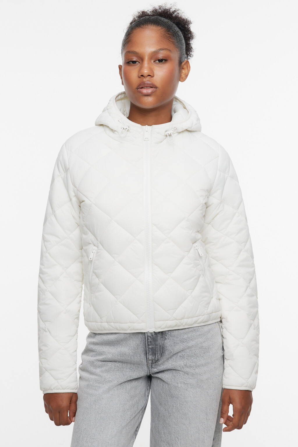 Куртка короткая стеганая с капюшоном и утяжками - цвет молочный - 1