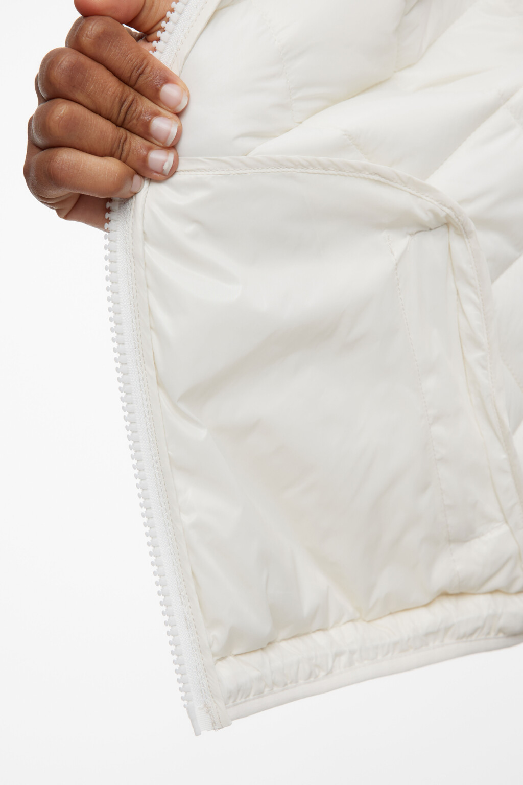 Куртка короткая стеганая с капюшоном и утяжками - цвет молочный - 6