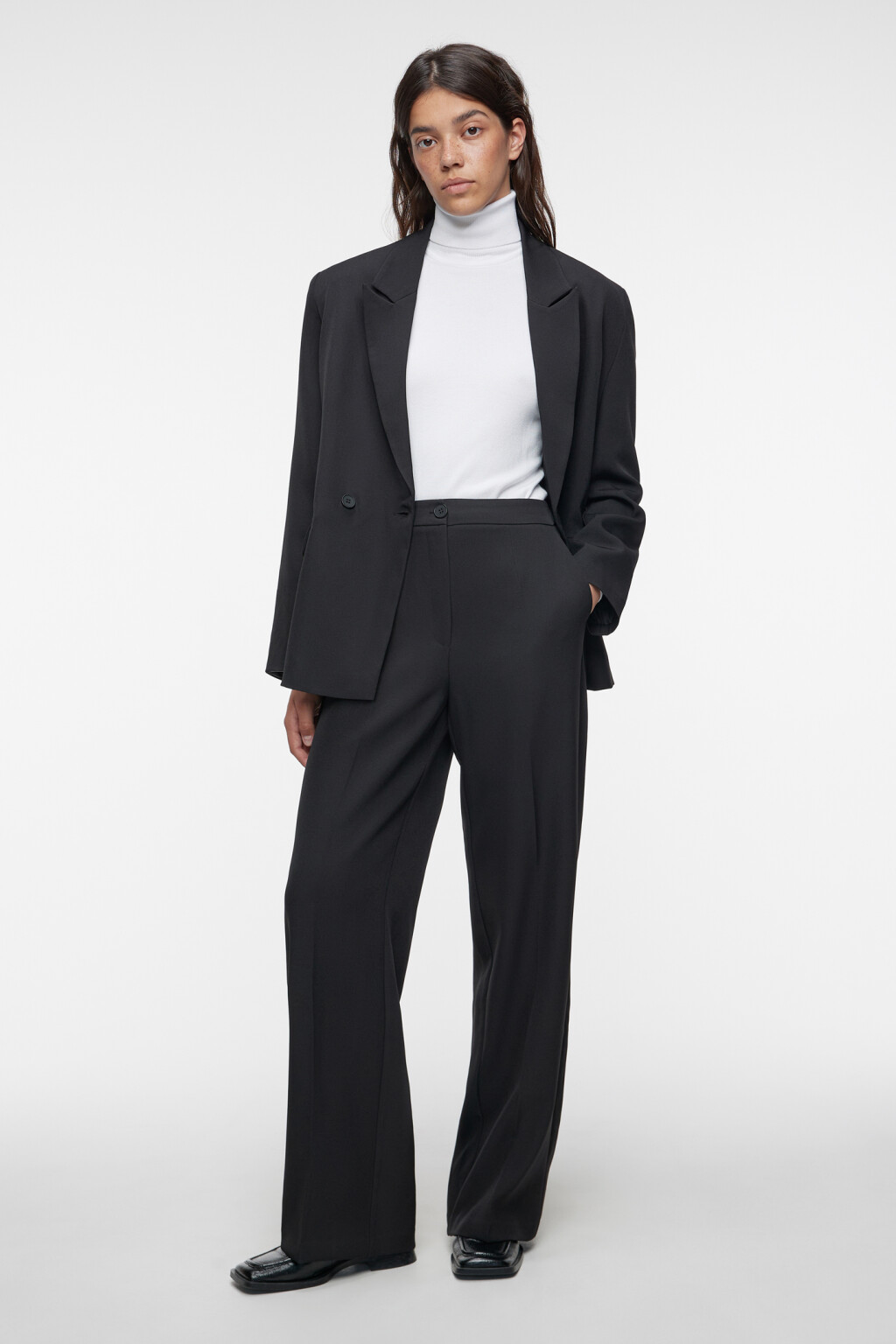 Брюки прямые костюмные с высокой посадкой - цвет черный - 4