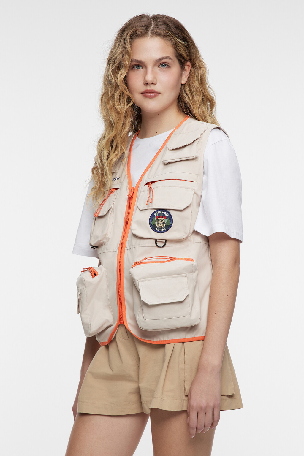 Жилет хлопковый с накладными карманами в походном стиле - цвет коричневый - 3