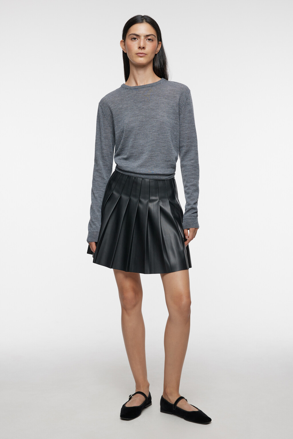 Юбка-трапеция мини плиссированная из искусственной кожи - цвет черный - 4