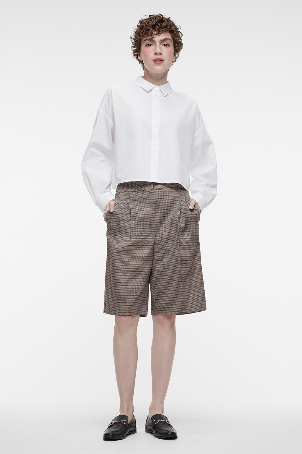 Шорты-бермуды костюмные клетчатые со средней посадкой - цвет бежевый - 5