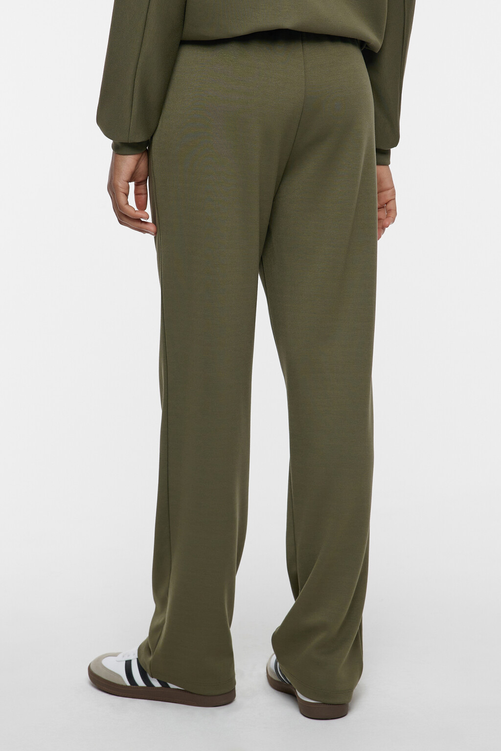 Брюки прямые трикотажные с поясом на резинке - цвет зеленый - 4