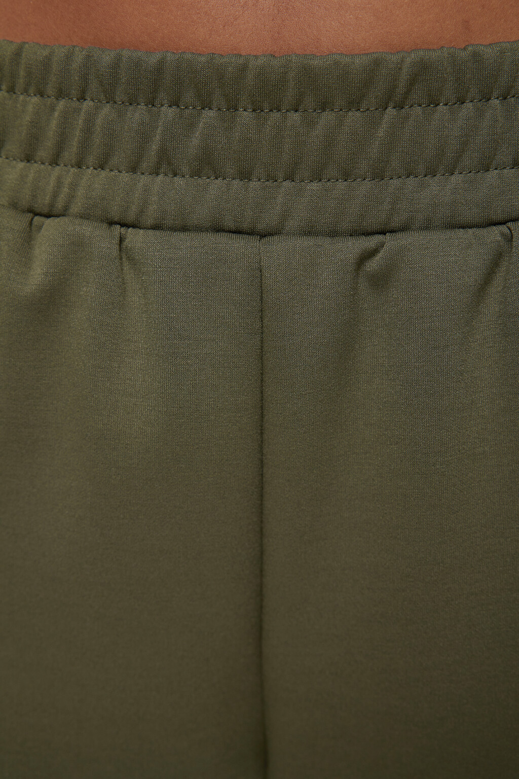 Брюки прямые трикотажные с поясом на резинке - цвет зеленый - 5