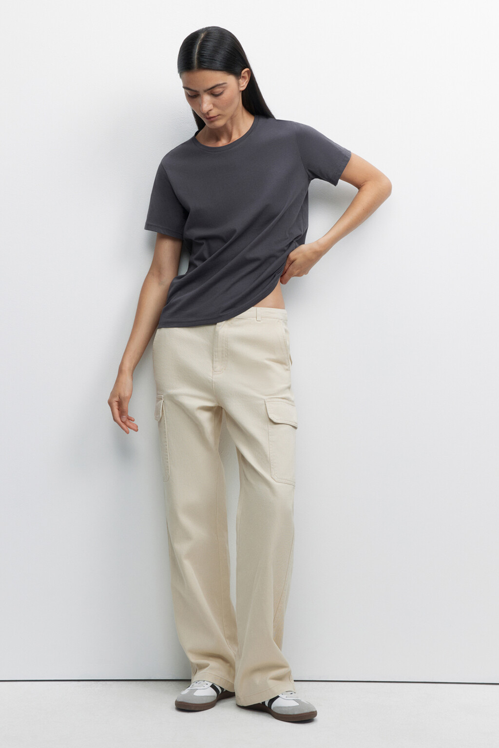 Футболка прямая хлопковая в однотонных расцветках - цвет серый - 4