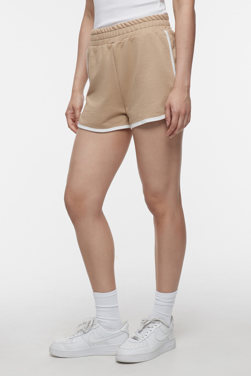 Шорты мини трикотажные из футера с лампасами - цвет коричневый - 3