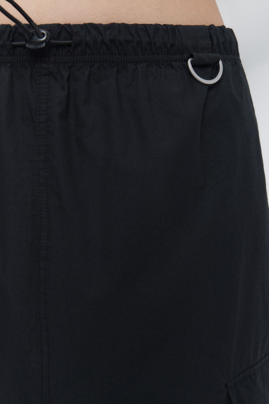 Юбка-парашют миди хлопковая с карманами карго - цвет черный - 5