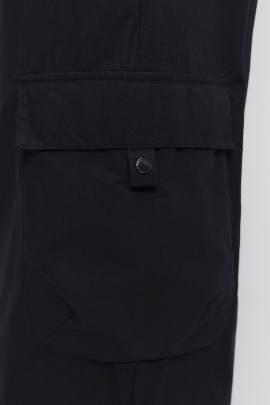 Юбка-парашют миди хлопковая с карманами карго - цвет черный - 6