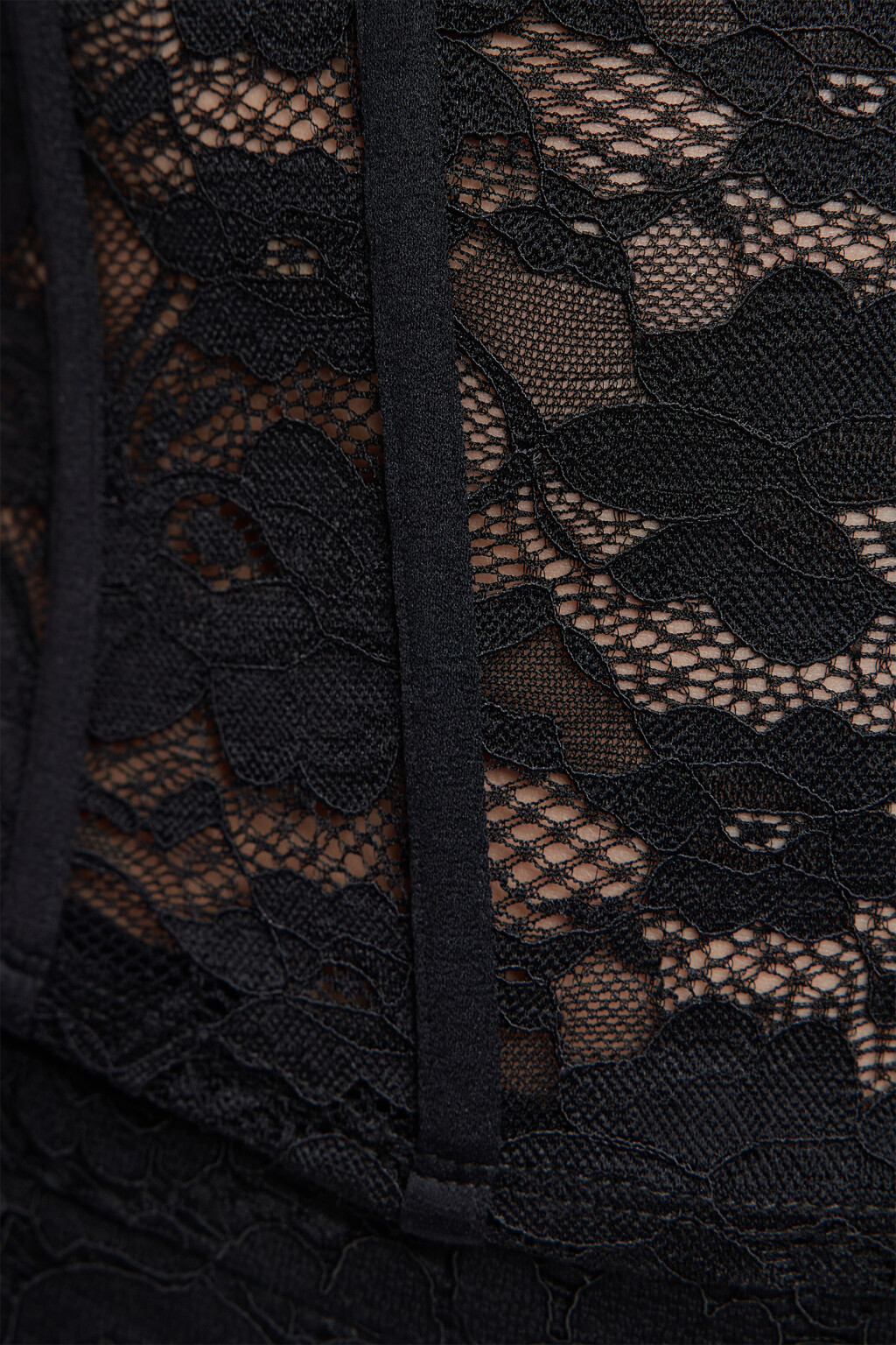 Топ-полуграция облегающий с кружевной отделкой - цвет черный - 7