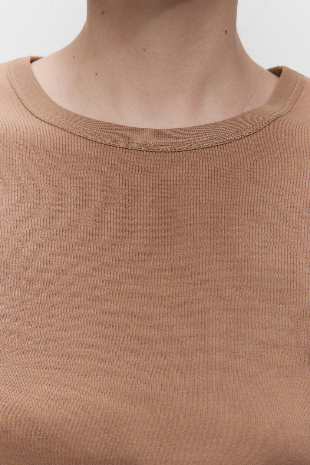 Футболка slim хлопковая облегающая в базовых цветах - цвет коричневый - 5