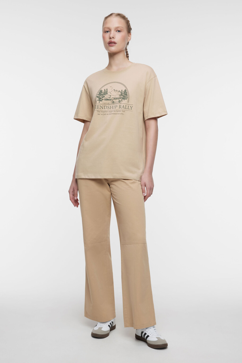Футболка oversize хлопковая с принтом в походном стиле - цвет бежевый - 1