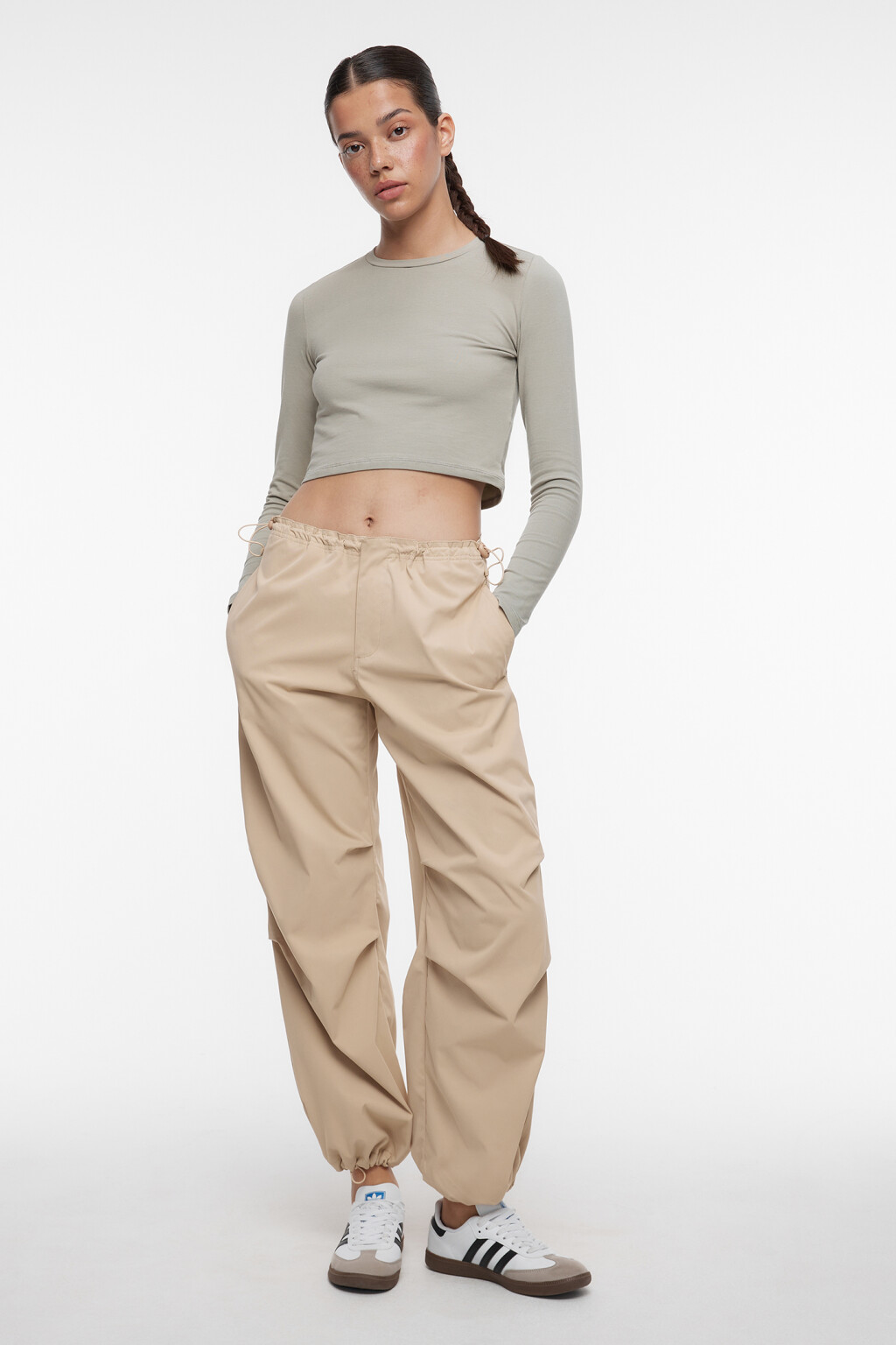 Лонгслив хлопковый укороченный облегающего кроя - цвет зеленый - 1