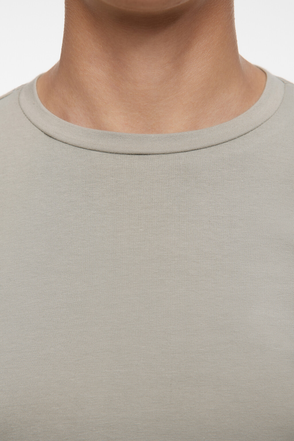 Лонгслив хлопковый укороченный облегающего кроя - цвет зеленый - 5