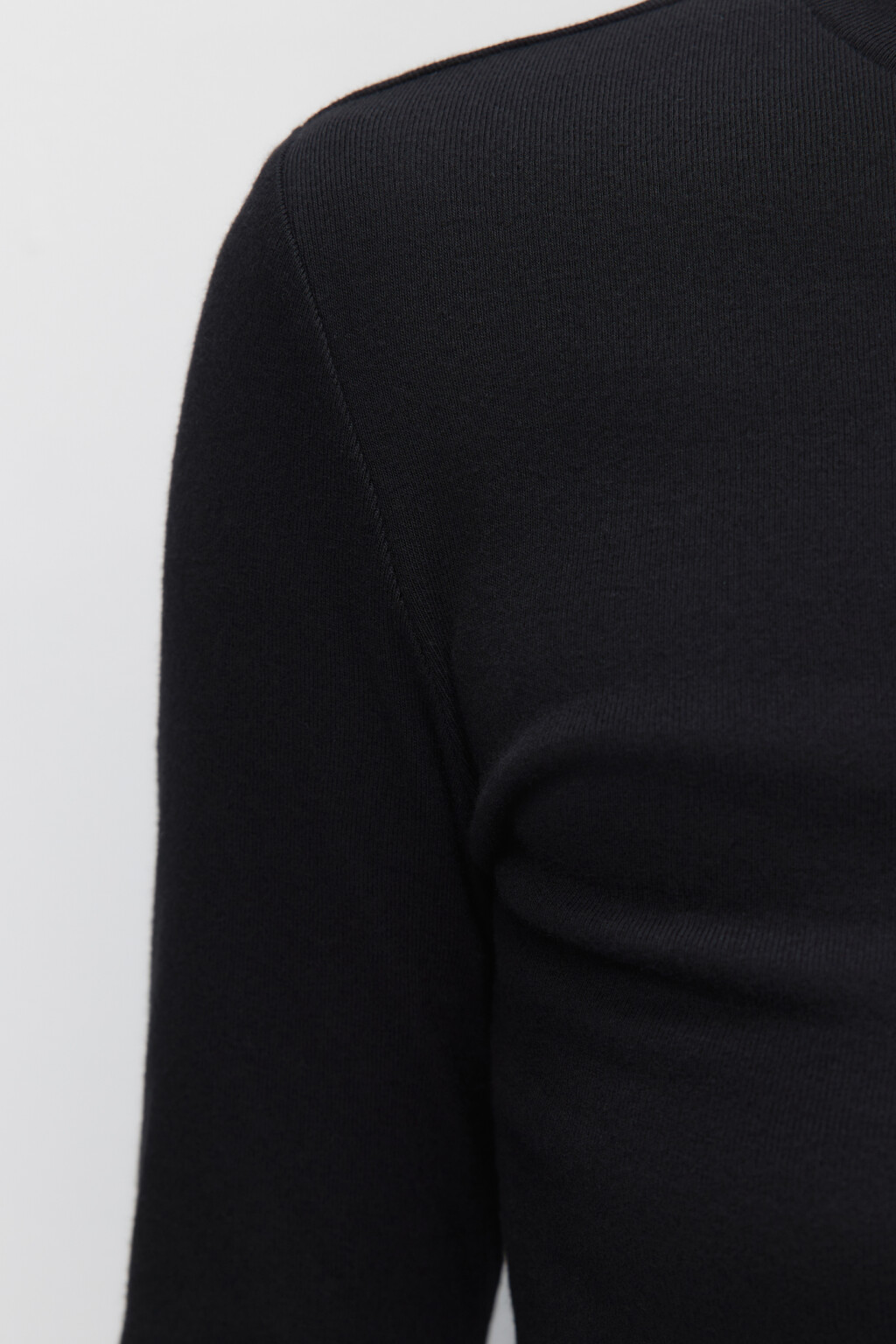 Лонгслив хлопковый облегающий в базовых цветах - цвет черный - 5