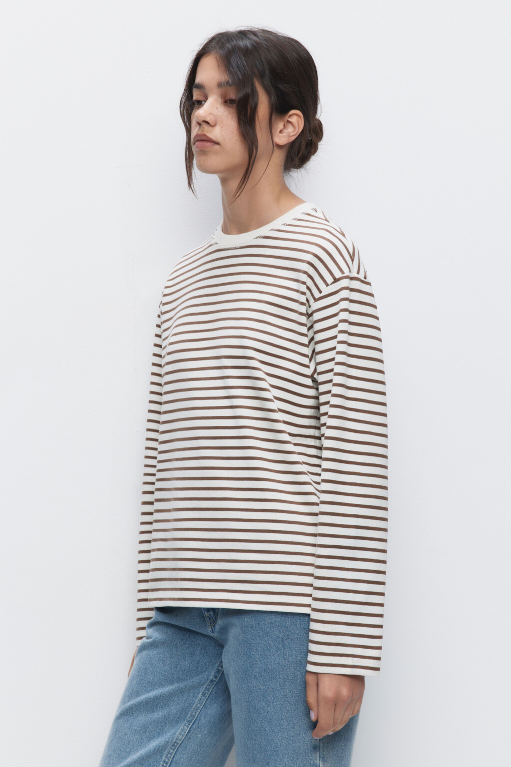 Лонгслив oversize хлопковый с принтом в полоску - цвет бежевый - 2