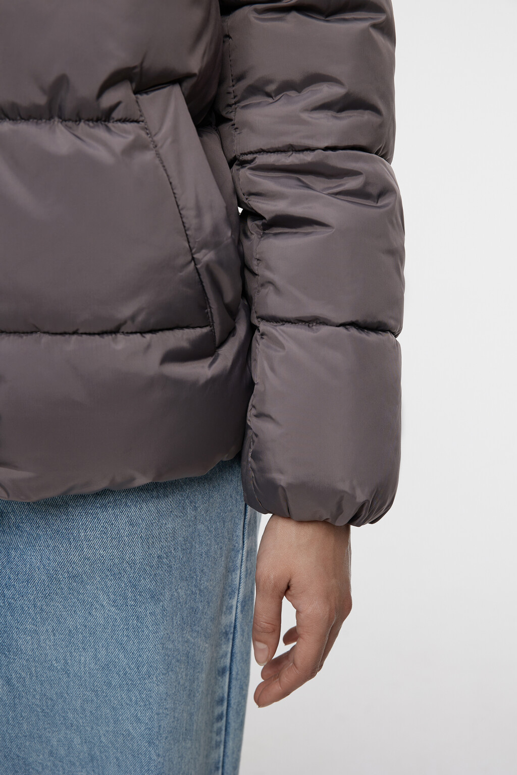 Куртка короткая стеганая с капюшоном - цвет серый - 6