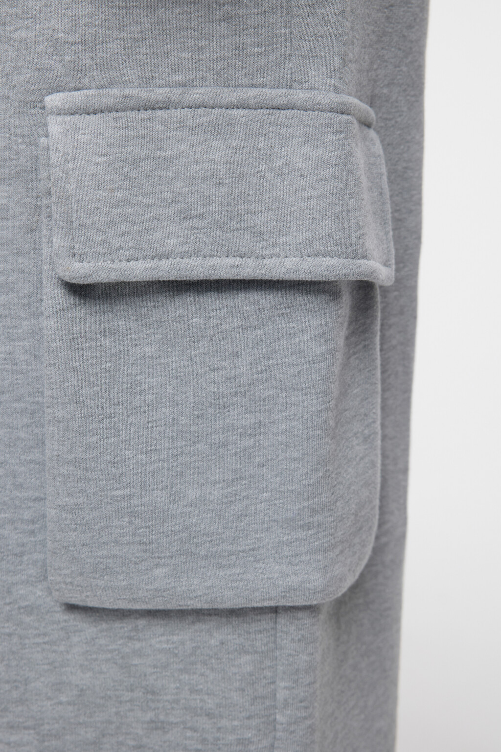 Брюки широкие трикотажные с карманами карго - цвет серый - 6