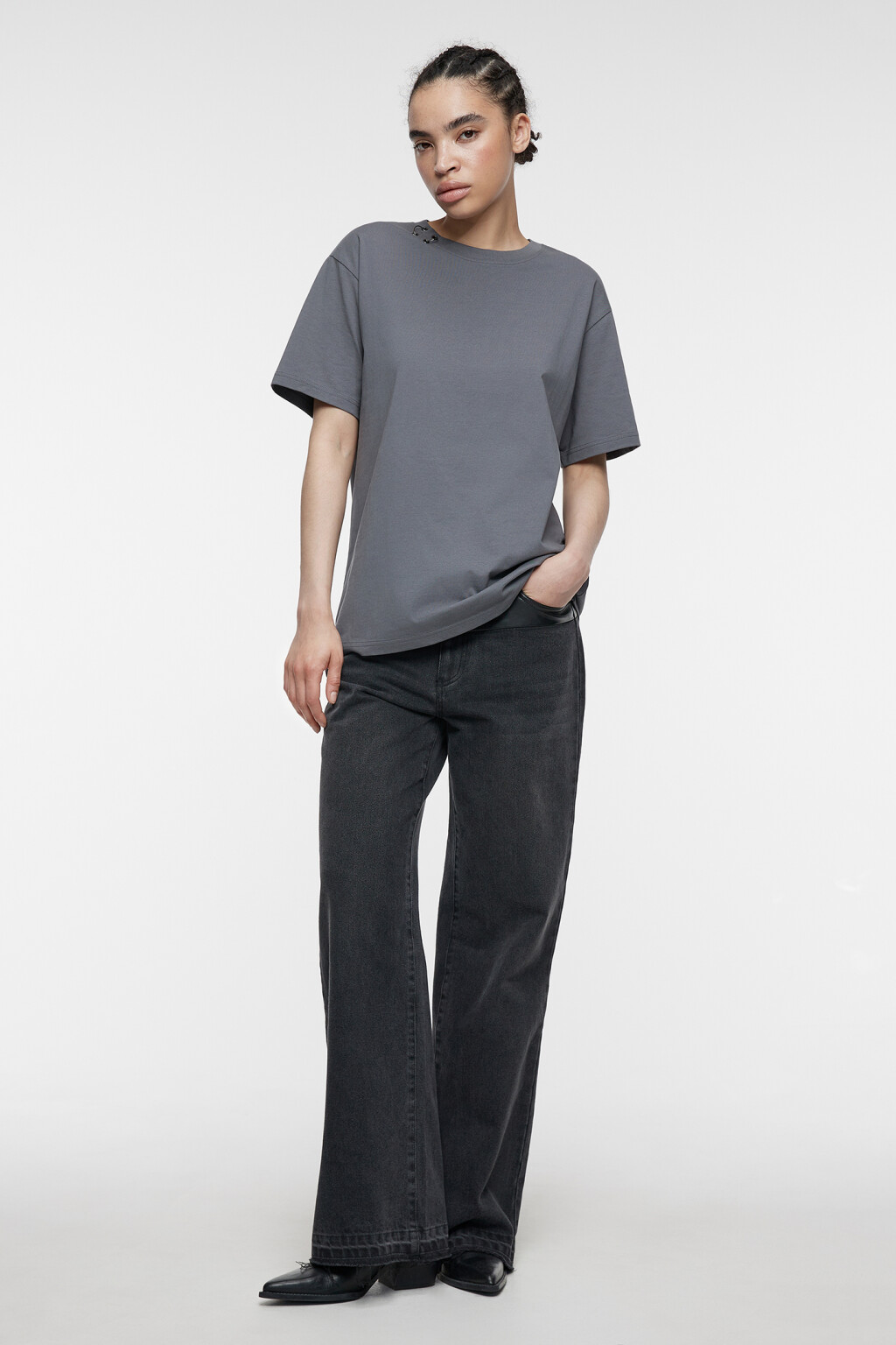 Футболка oversize хлопковая с металлическим пирсингом - цвет серый - 4