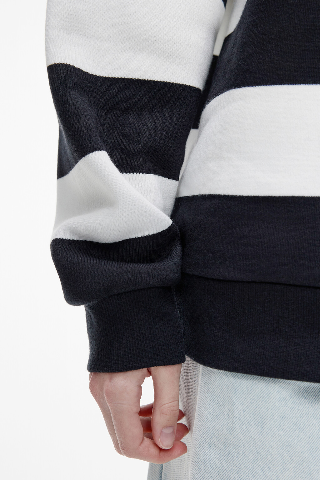 Свитшот хлопковый свободный с принтом в полоску - цвет черный - 7