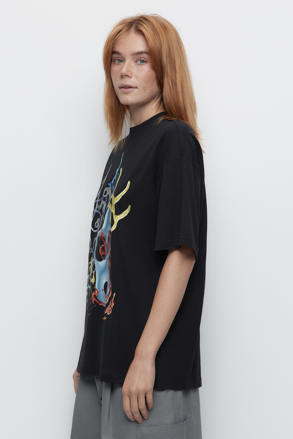 Футболка oversize хлопковая с принтом-абстракцией - цвет черный - 3