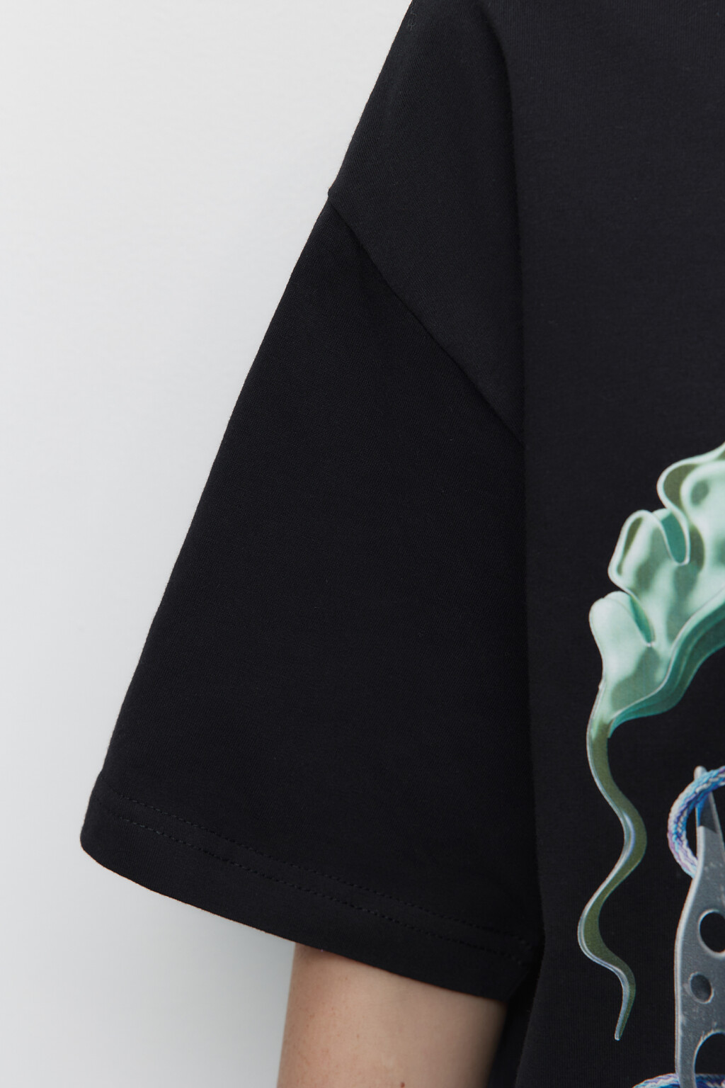 Футболка oversize хлопковая с принтом-абстракцией - цвет черный - 7