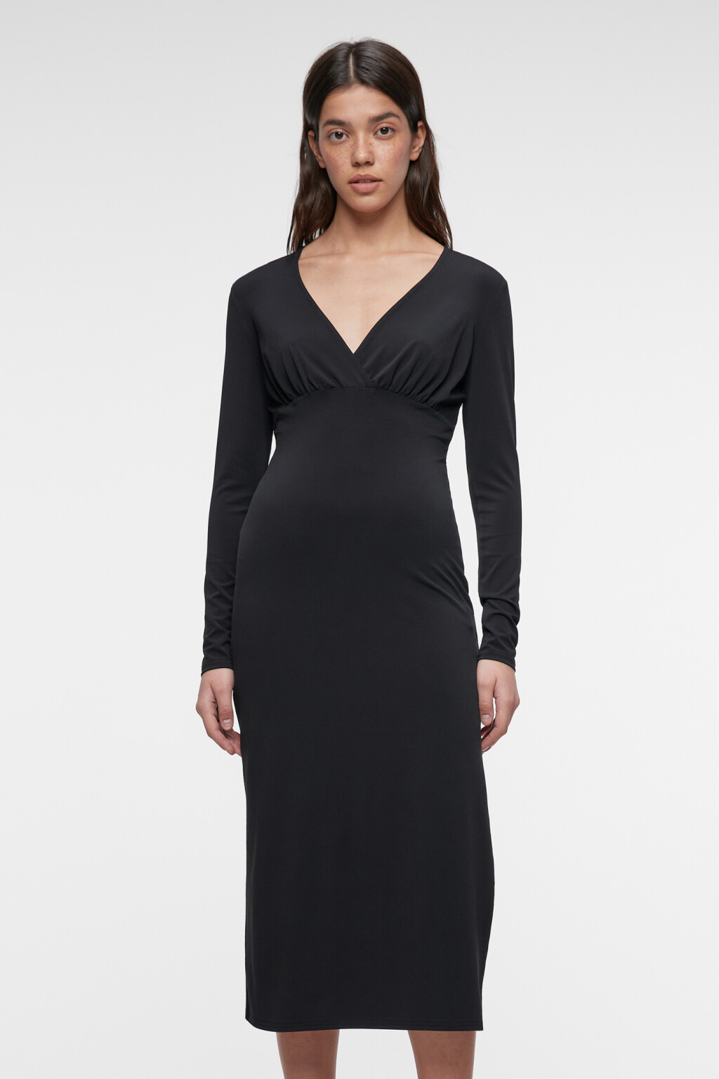 Платье миди облегающее с запахом на груди и разрезом - цвет черный - 8
