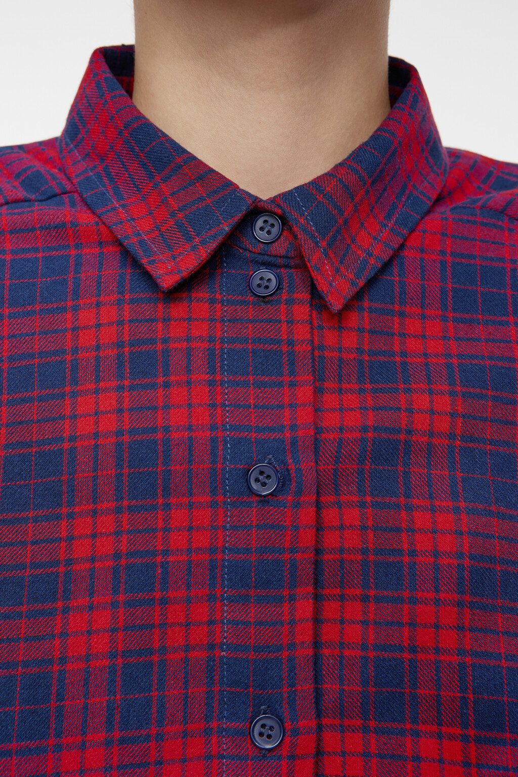 Рубашка фланелевая укороченная с принтом в клетку - цвет красный - 5