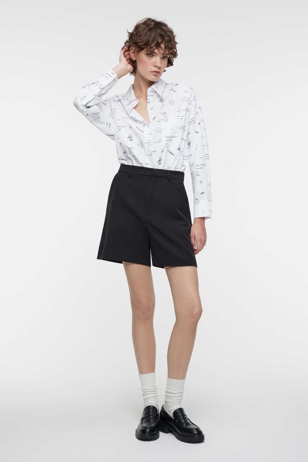Рубашка oversize хлопковая с рисунками и надписями - цвет белый - 1