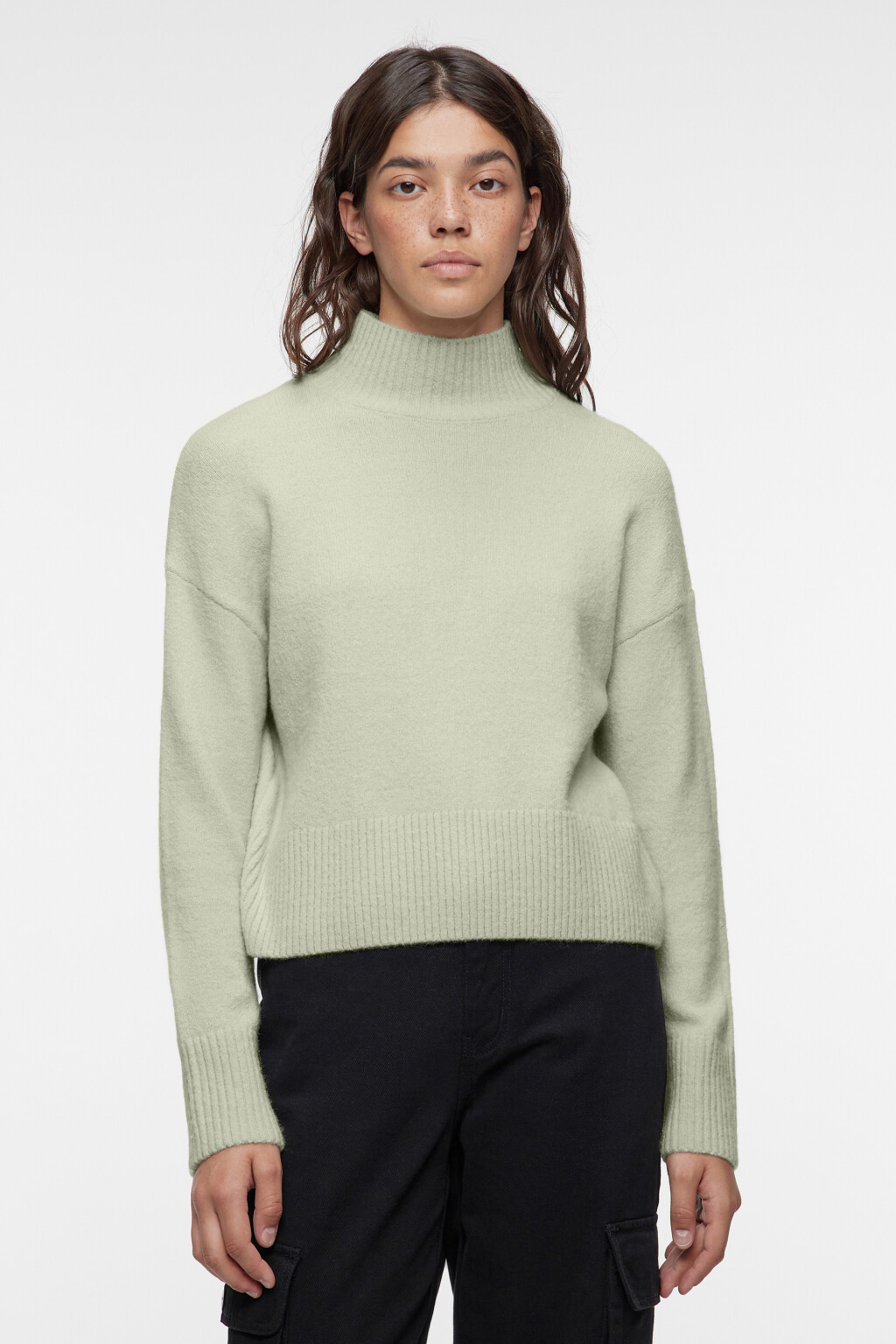Свитер oversize вязаный с воротником-стойкой - цвет зеленый - 1