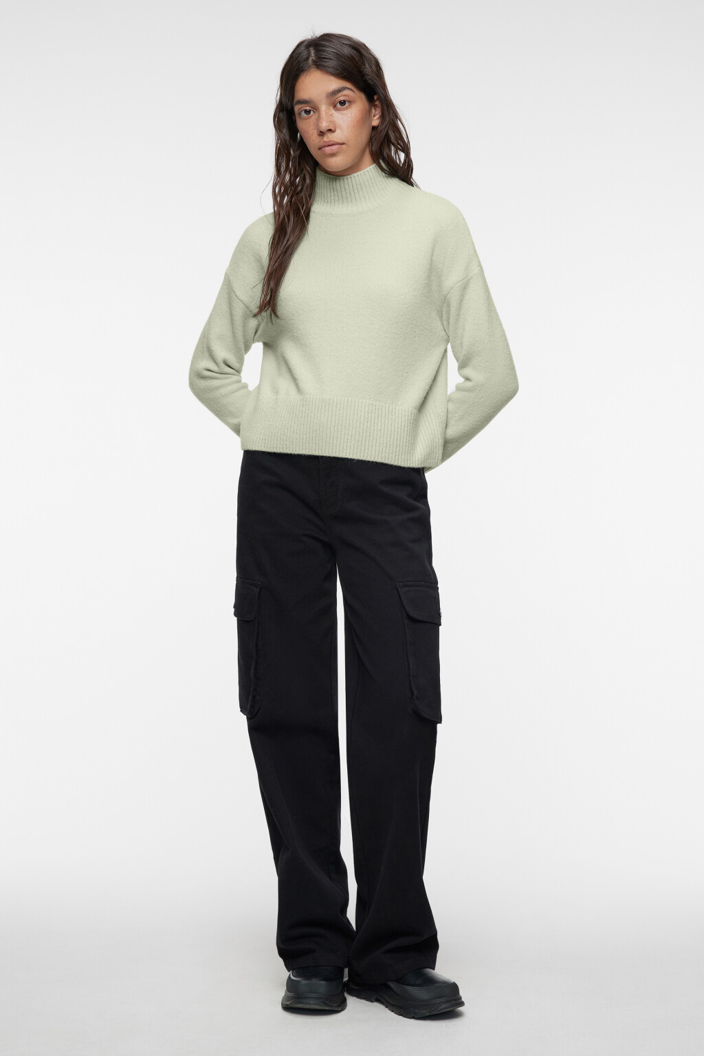 Свитер oversize вязаный с воротником-стойкой - цвет зеленый - 4