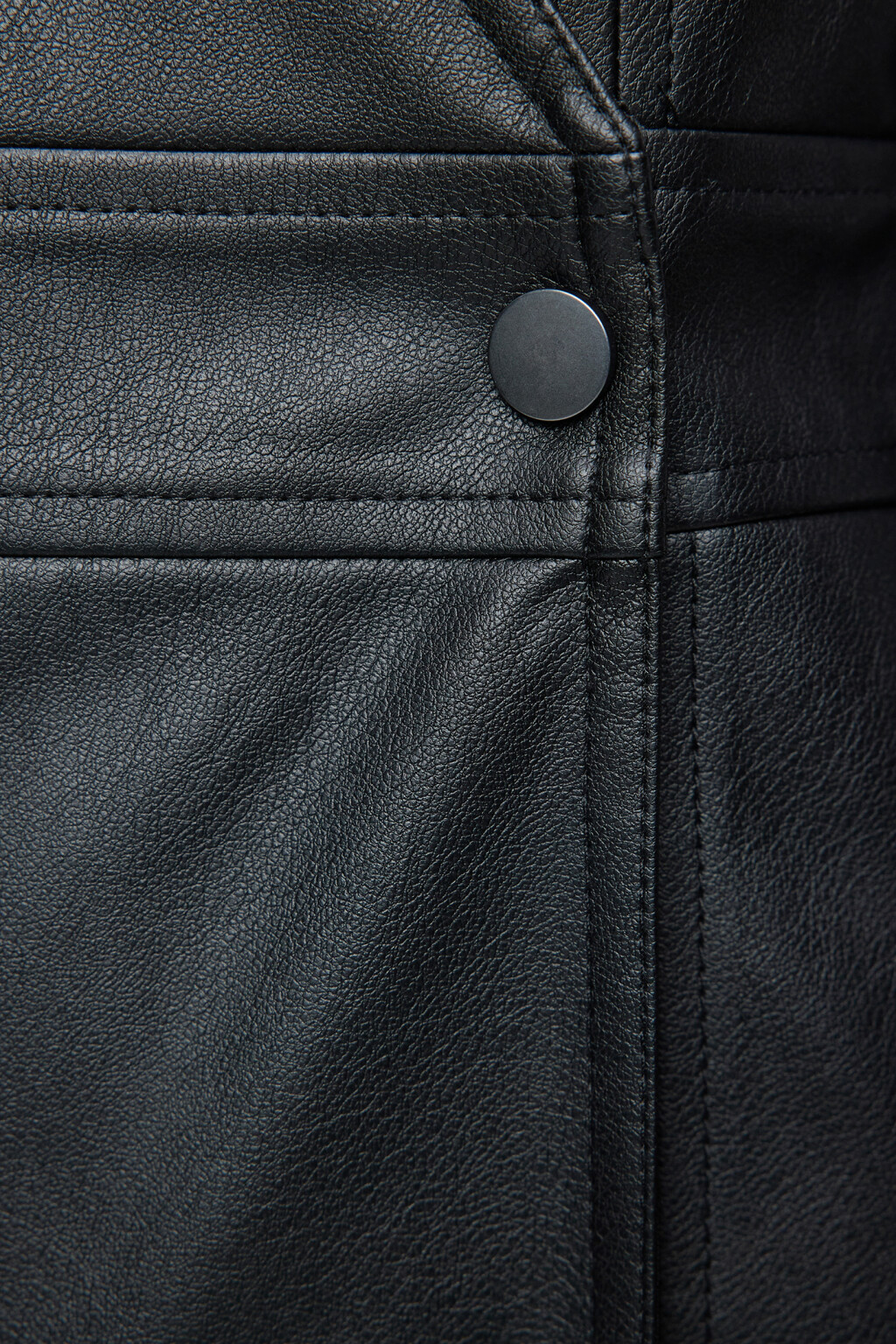 Платье-сарафан миди приталенное с запахом - цвет черный - 6