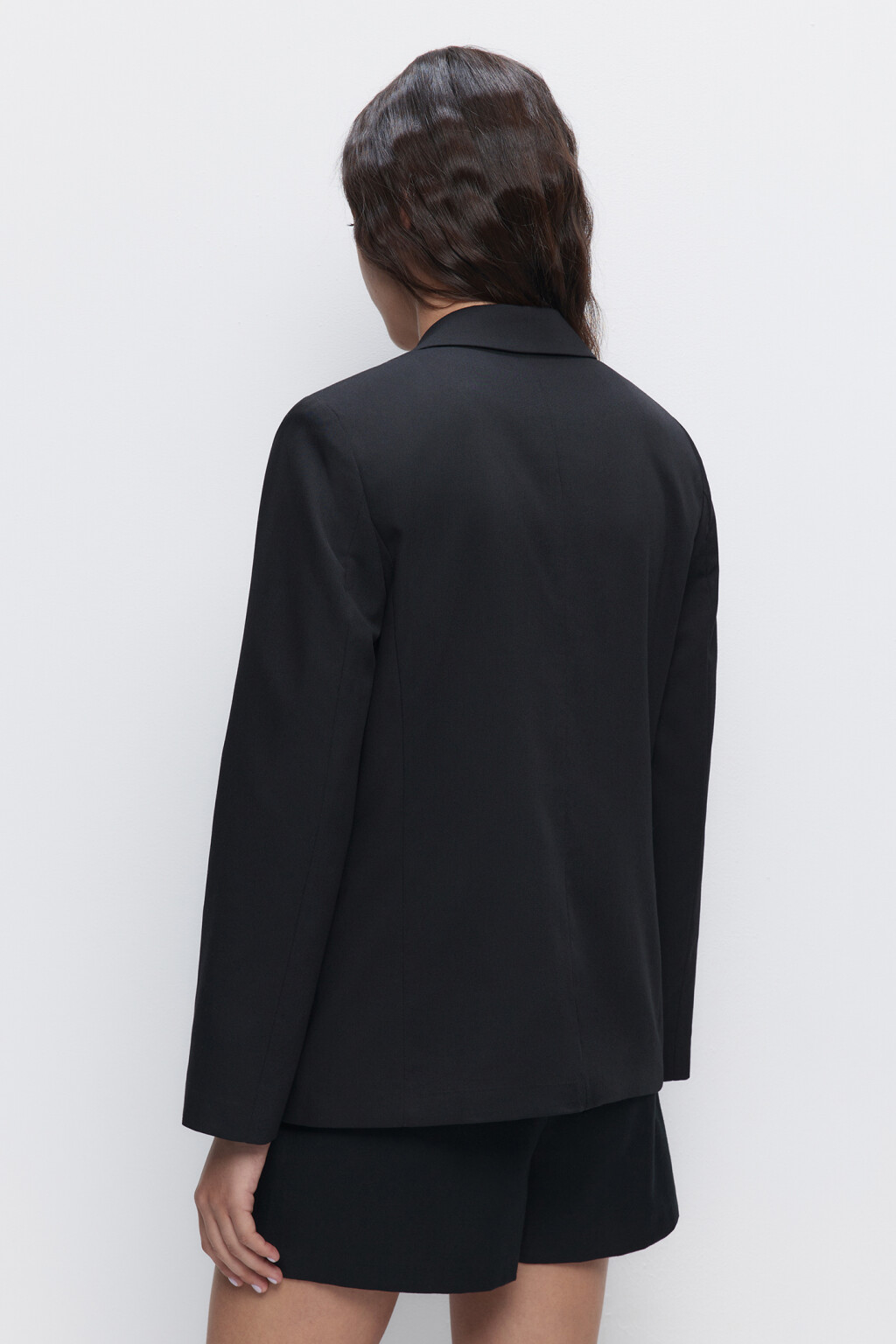 Пиджак прямой однобортный с карманами - цвет черный - 4