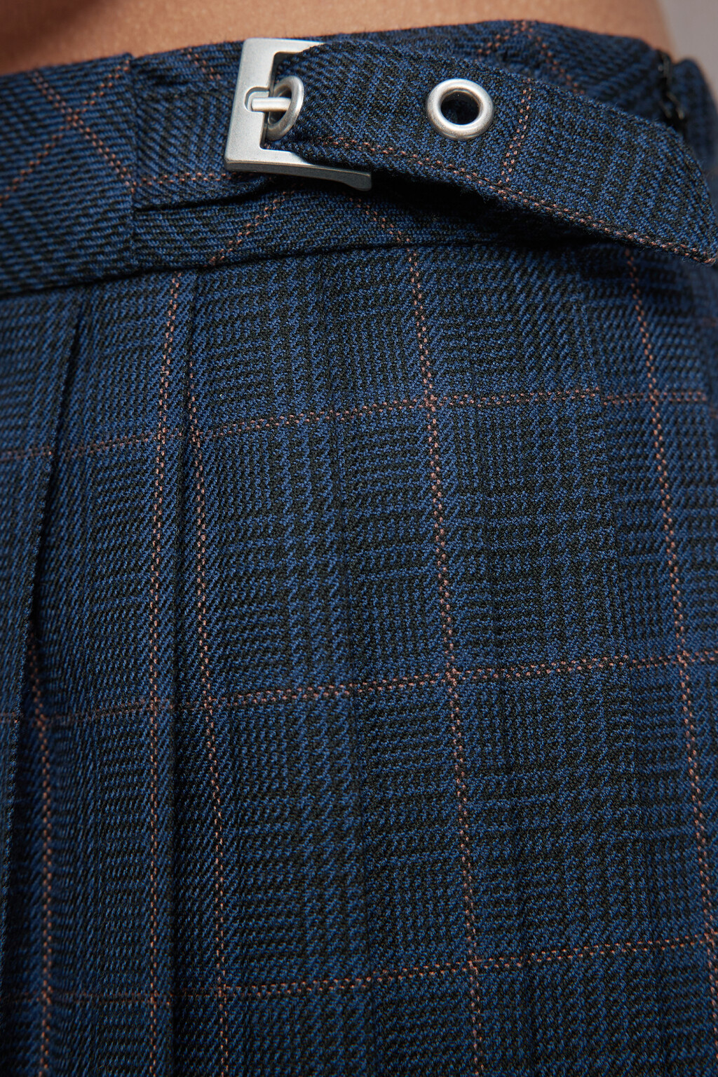 Юбка мини плиссированная с ремешком на поясе - цвет синий - 6