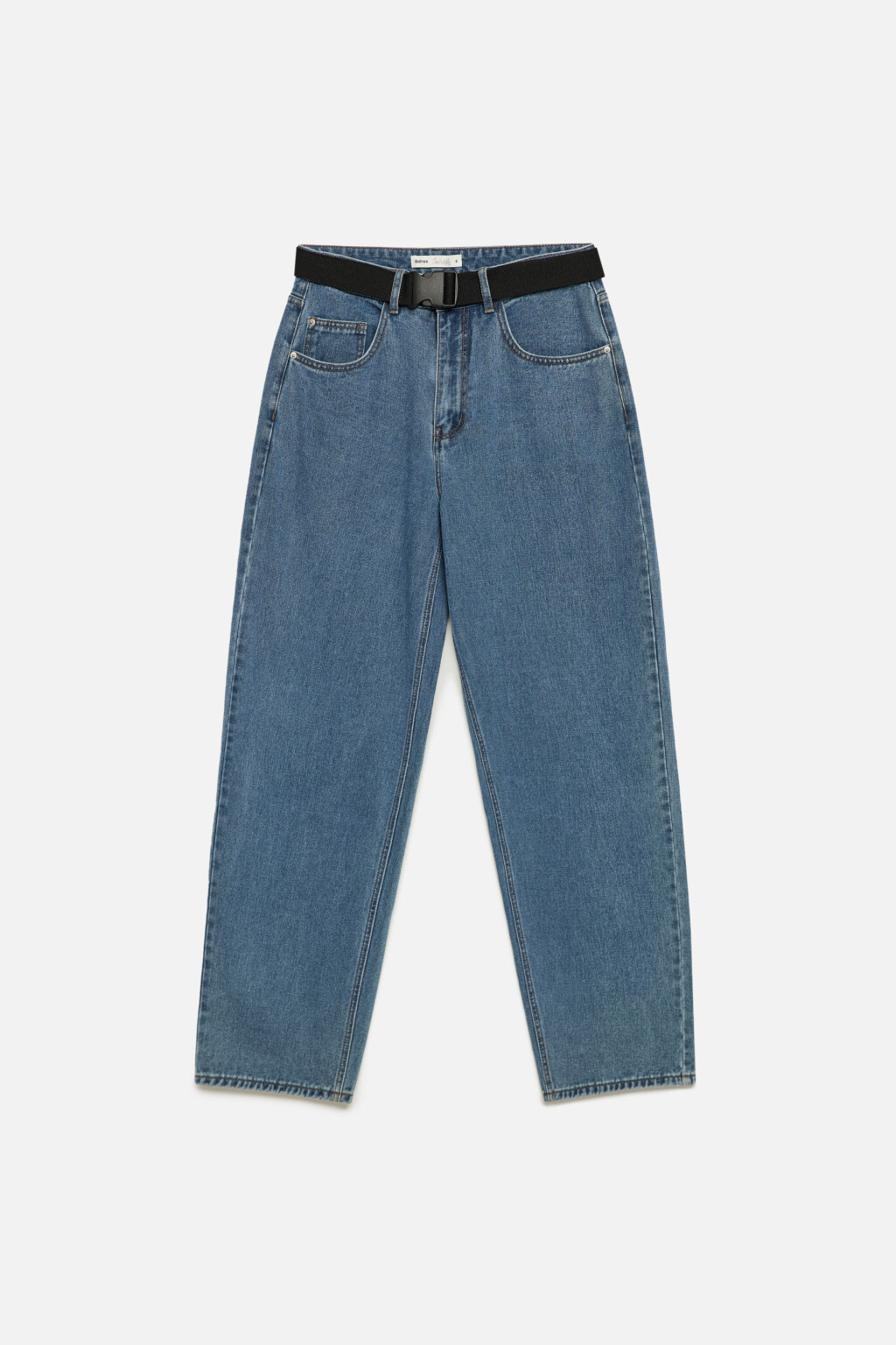 Джинсы-бойфренды свободные на низкой посадке с ремнем - цвет голубой - 7