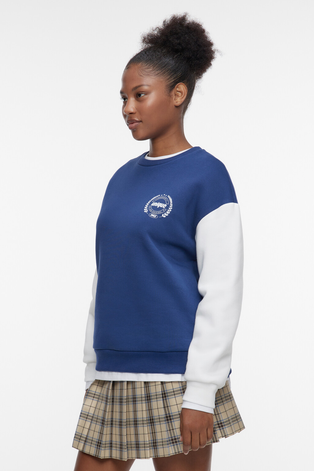 Свитшот oversize утепленный с университетским принтом - цвет синий - 4