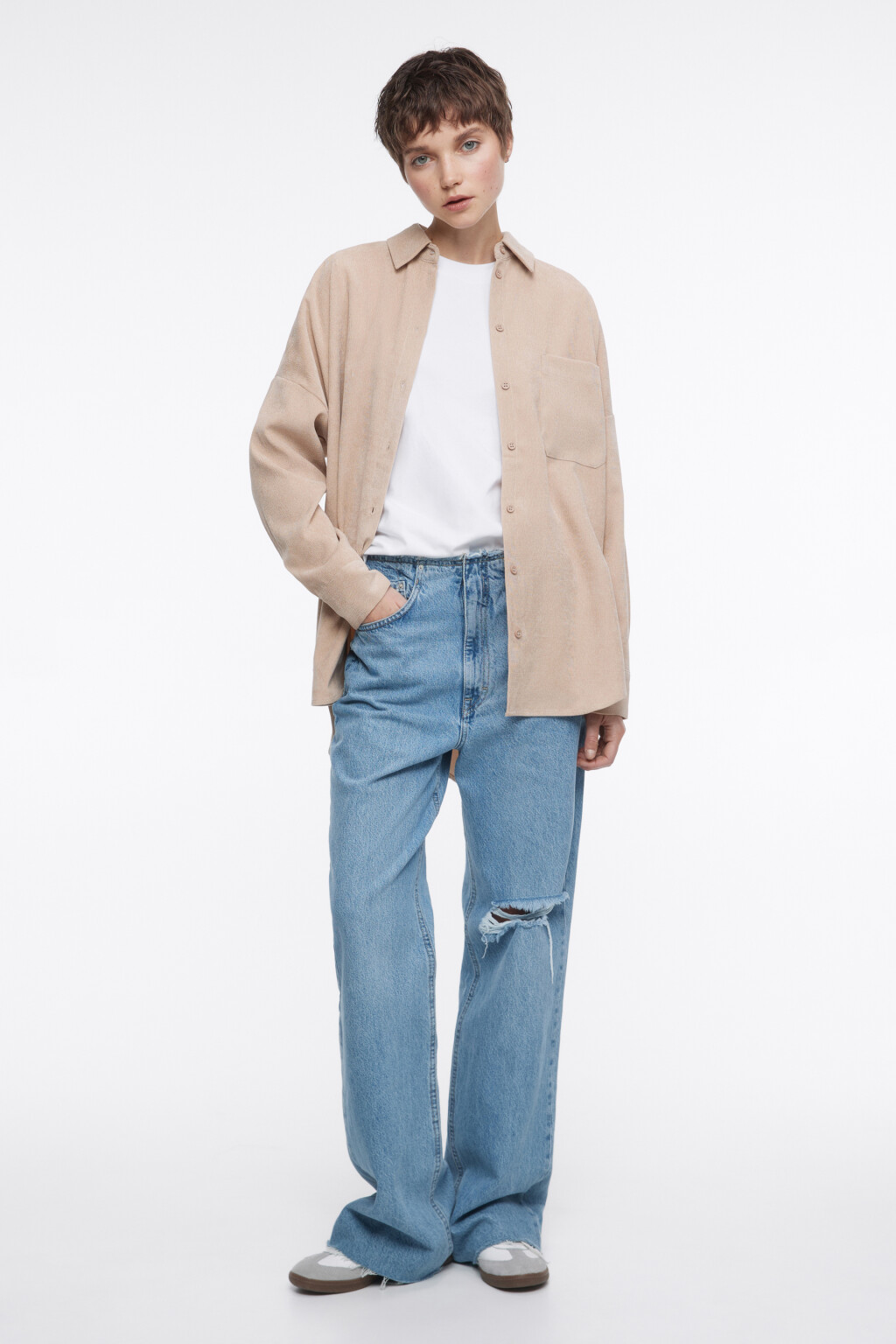 Рубашка oversize вельветовая с нагрудным карманом - цвет бежевый - 4